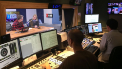 Диапазон 25м (11500-12200 кГц)